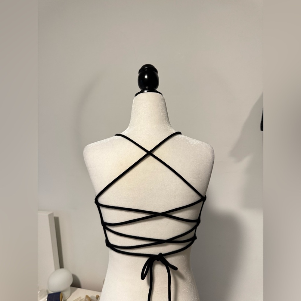 Straps Backless Garage Top